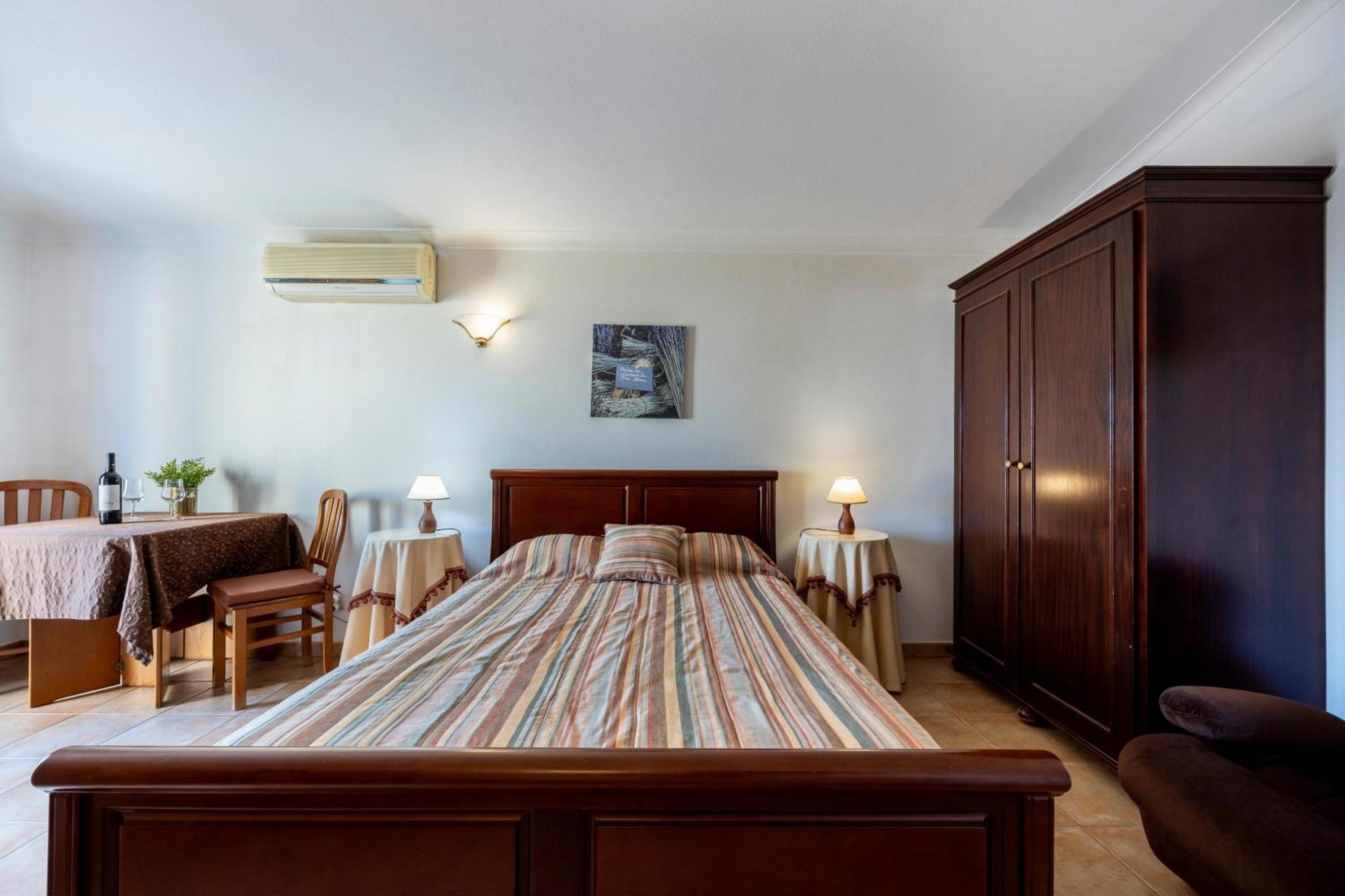 Apartamentos Mira Rio Lagos Luaran gambar