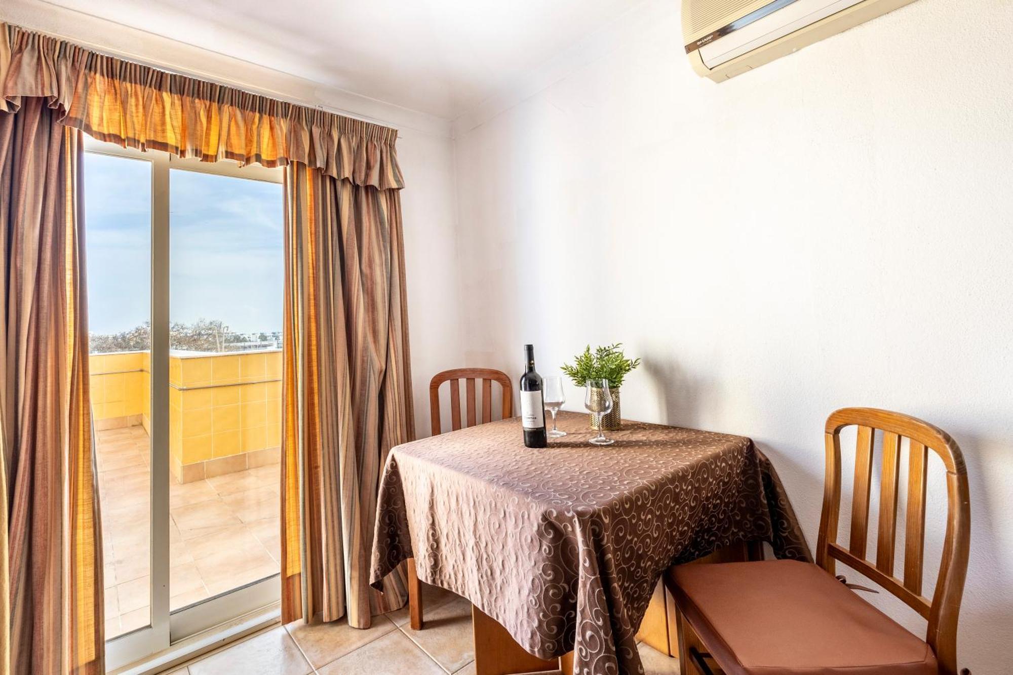 Apartamentos Mira Rio Lagos Luaran gambar